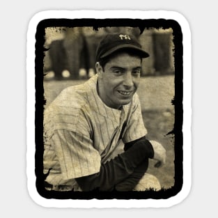 Joe Dimaggio - 56 Game Hitting Streak in 1941 Sticker